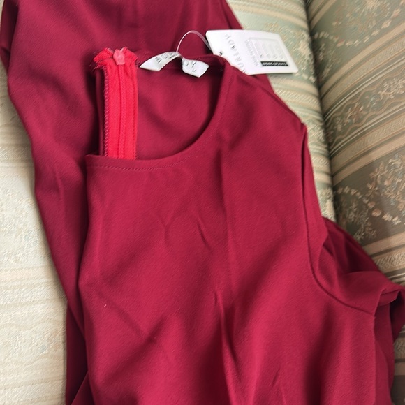 NWT Burgundy Dress .  Medium - Picture 8 of 8